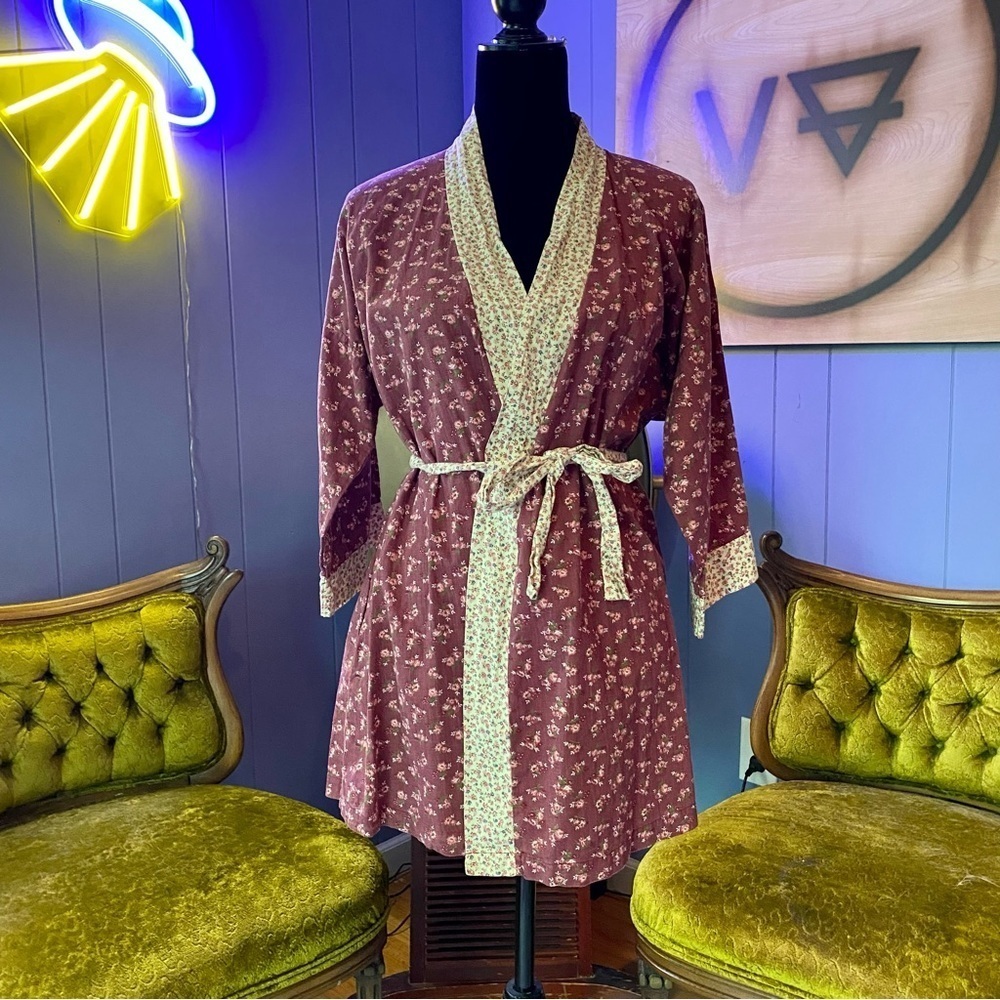 Vintage 70s Orpheus Floral Robe